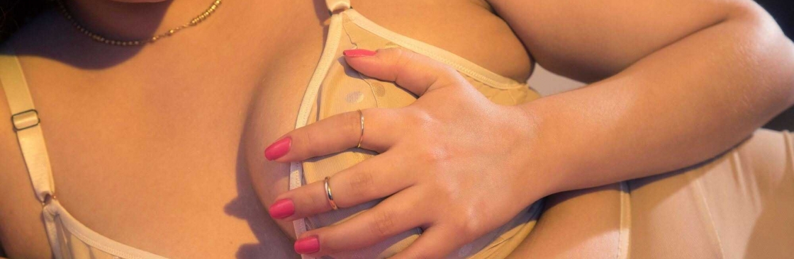 Tottaa Escort Cover Image